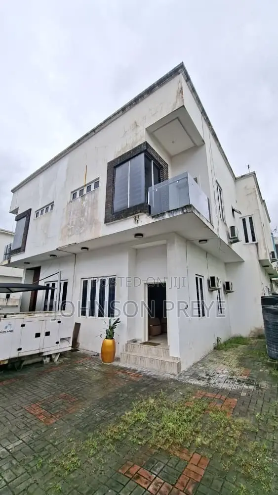 Furnished 4bdrm Duplex in Inside An Estate, Osapa london for rent