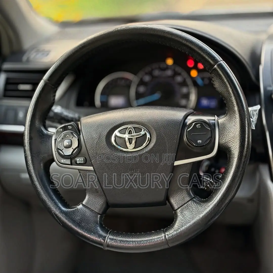 Toyota Camry XLE 4dr Sedan (2.5L 4cyl 6A) 2014 Black