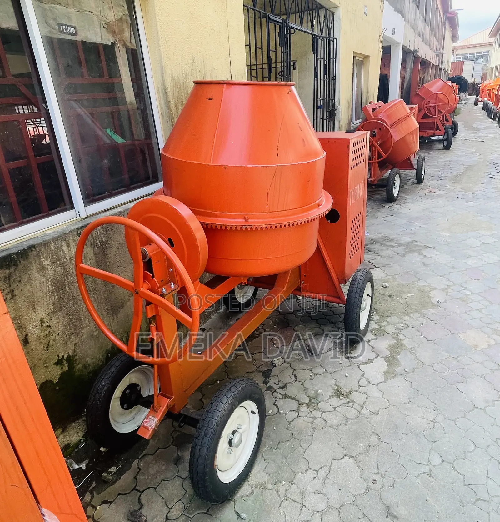 400l Topmac Brand Orange Concrete Mixer.