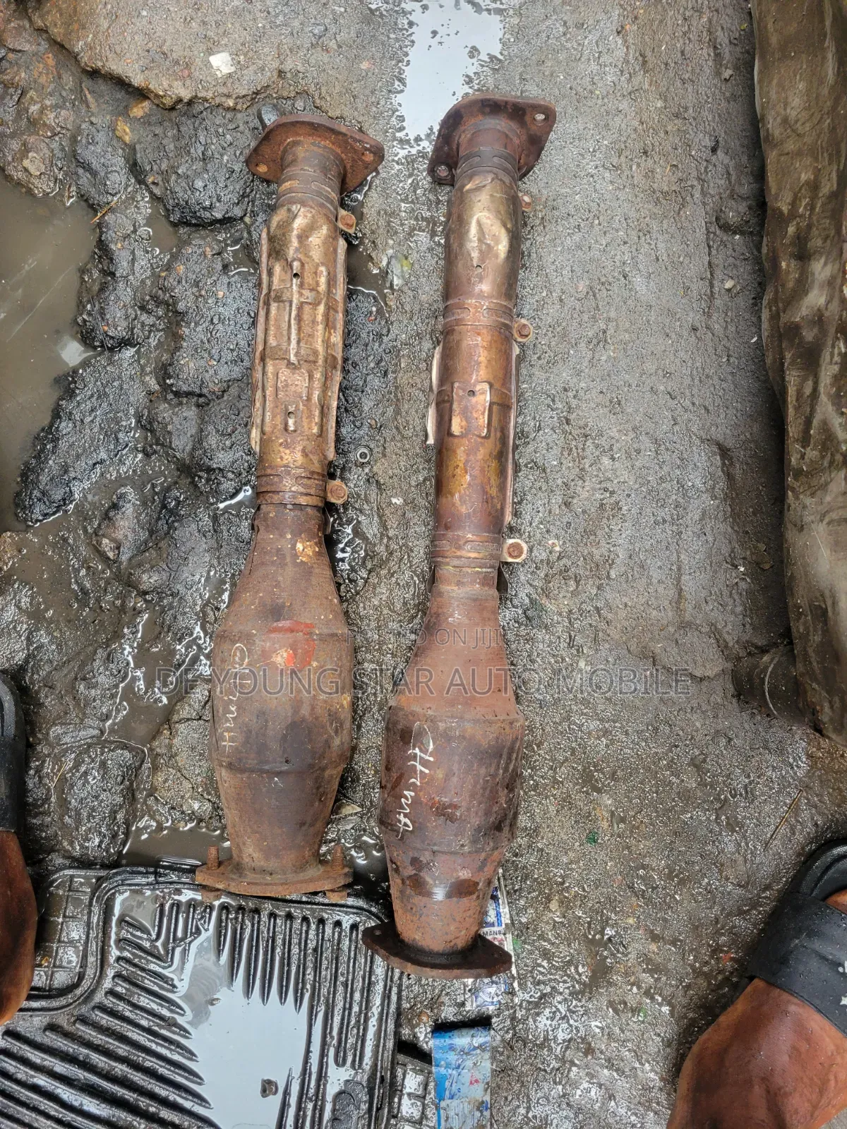 Direct Tokunbo Center Catalyst for Nissan Patrol 2005 Model