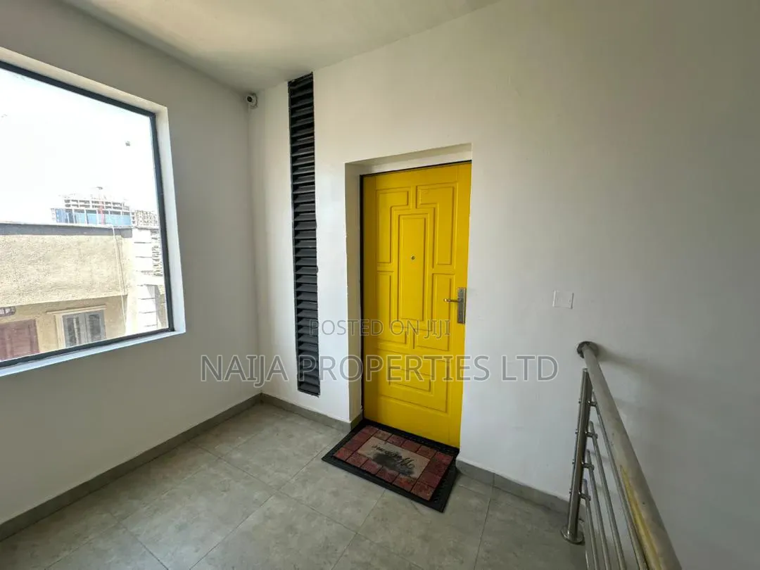 2bdrm Apartment in Off Tf Kuboye, Lekki Phase 1 for rent