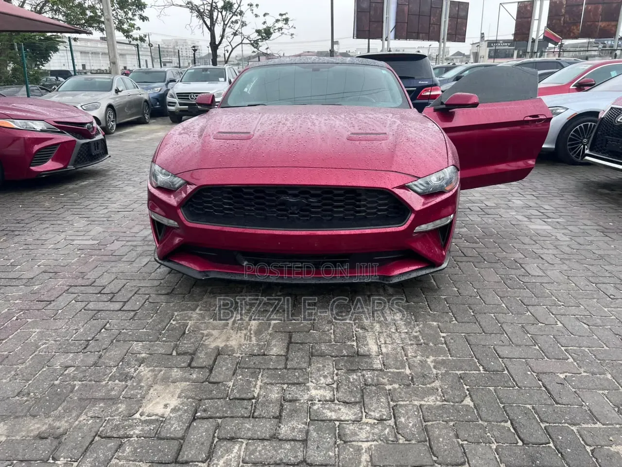 Ford Mustang 2022 Red