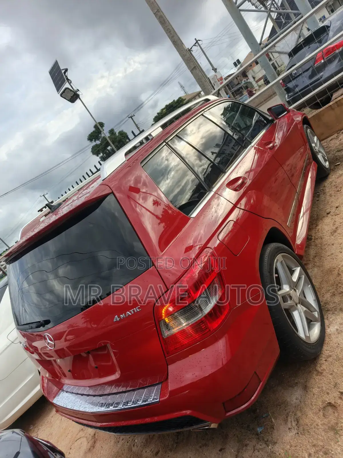 Mercedes-Benz GLK-Class 2011 Red