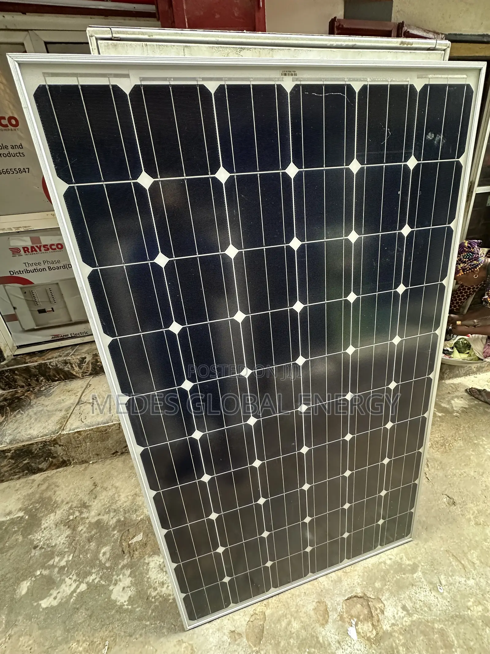 300watts Canadian Solar Panel