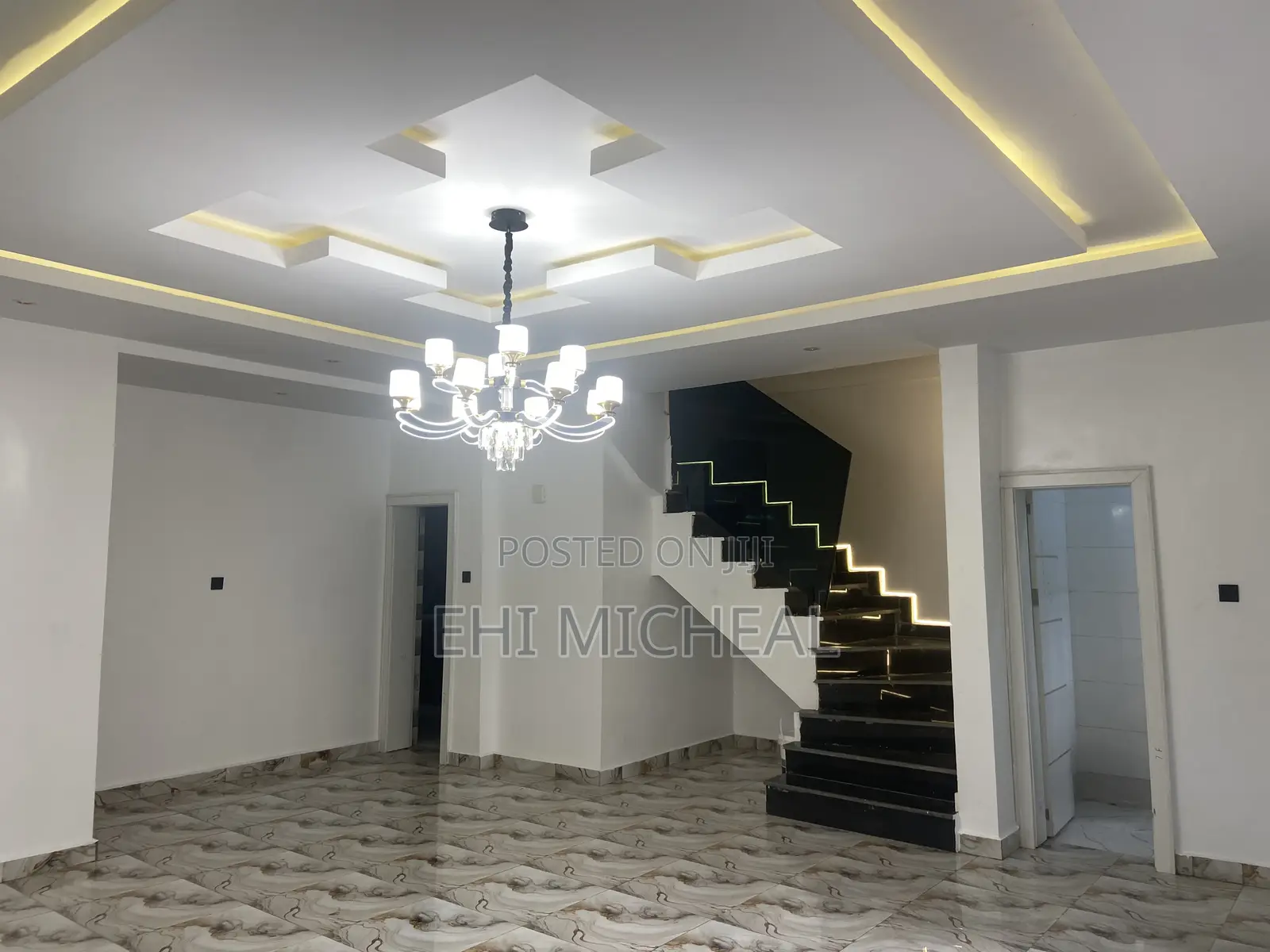 4bdrm Duplex in Brains & Hamers , Life Camp for sale