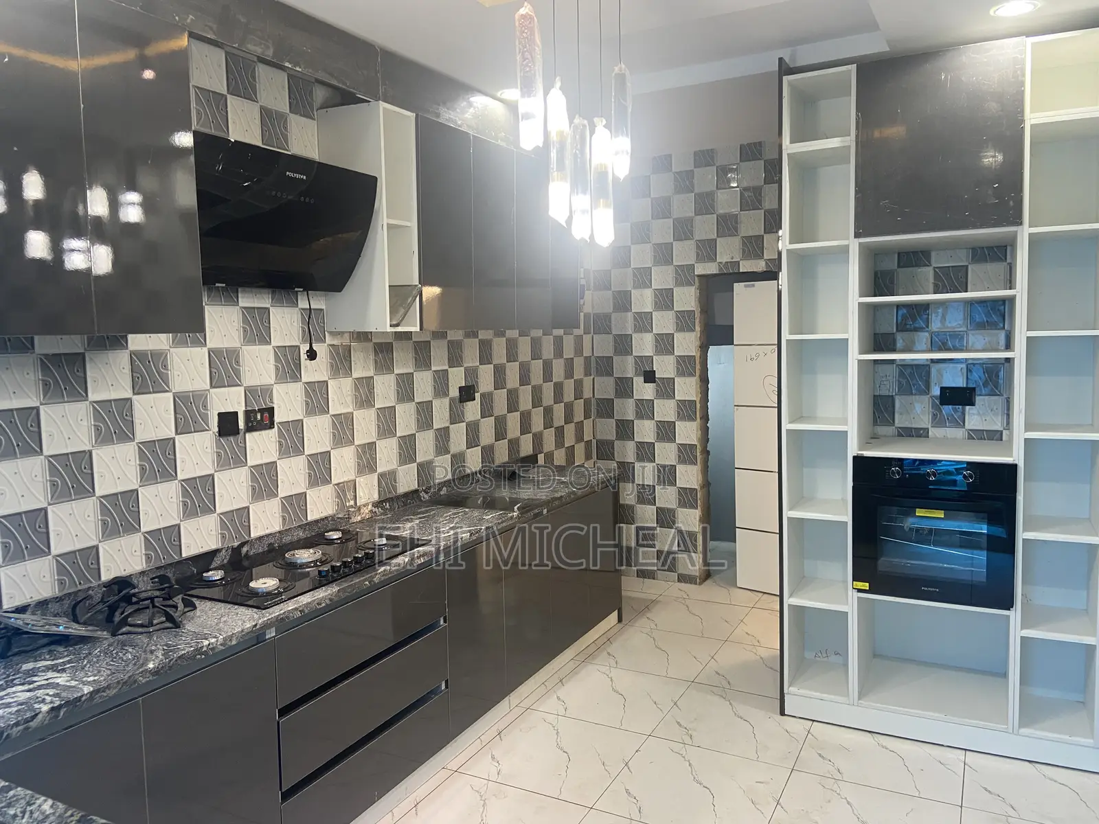 4bdrm Duplex in Brains & Hamers , Life Camp for sale