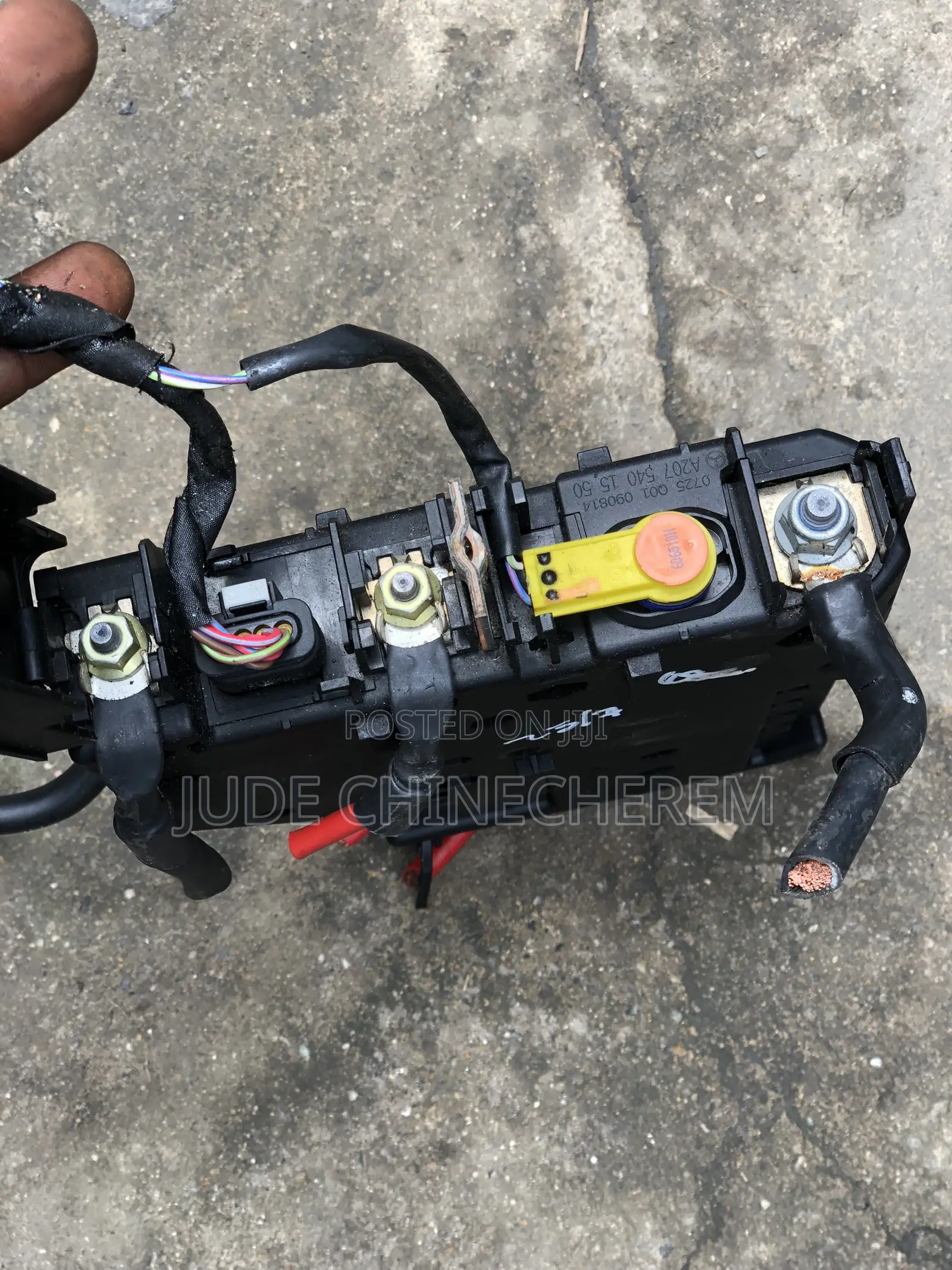 Battery Pre-Fuse for GLK 2013