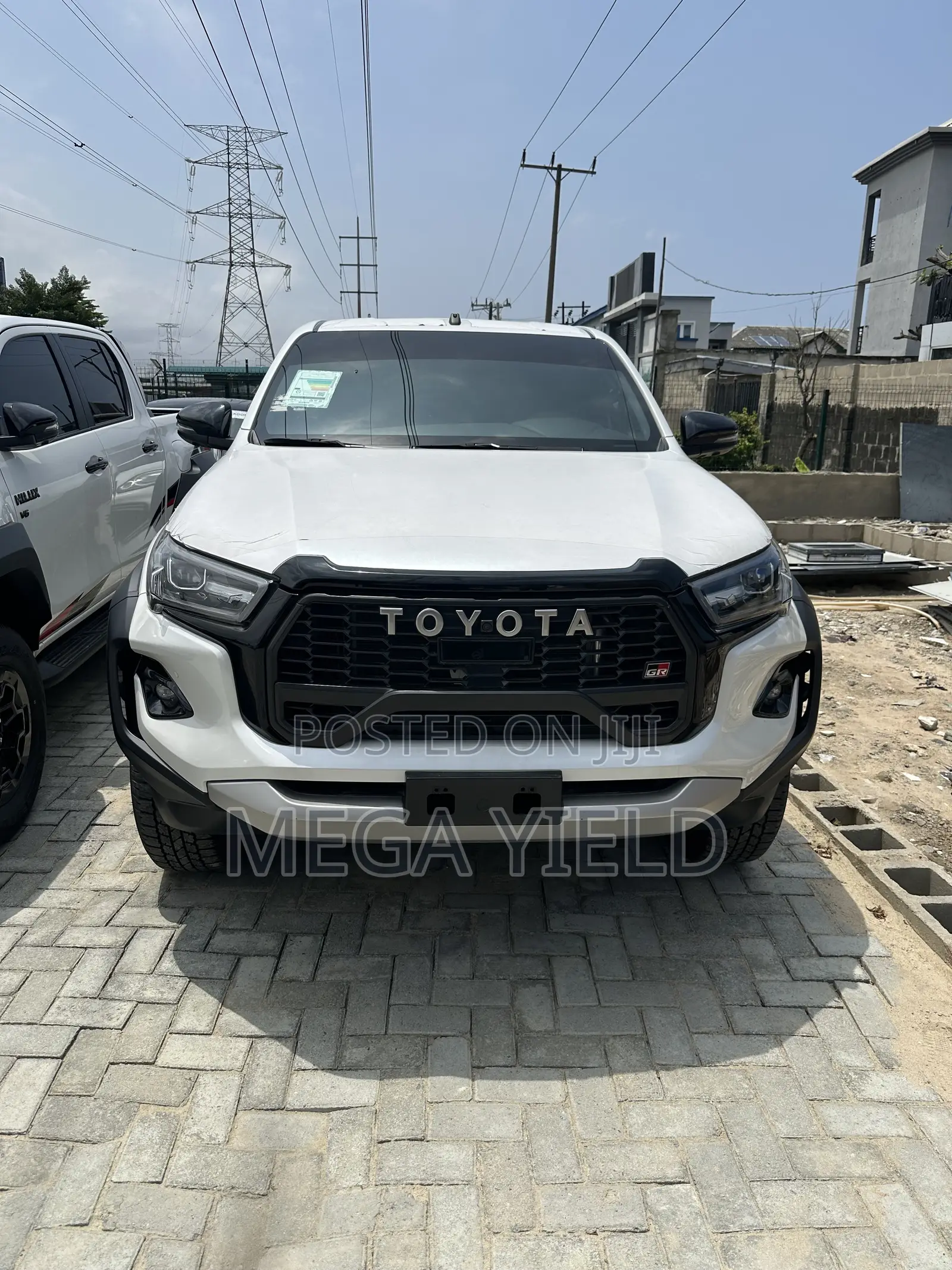 New Toyota Hilux 2025 White