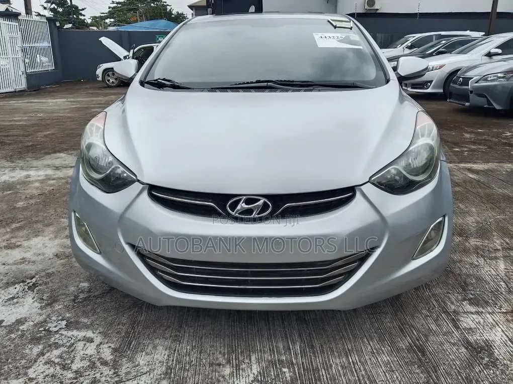 Hyundai Elantra Limited 2012 Silver