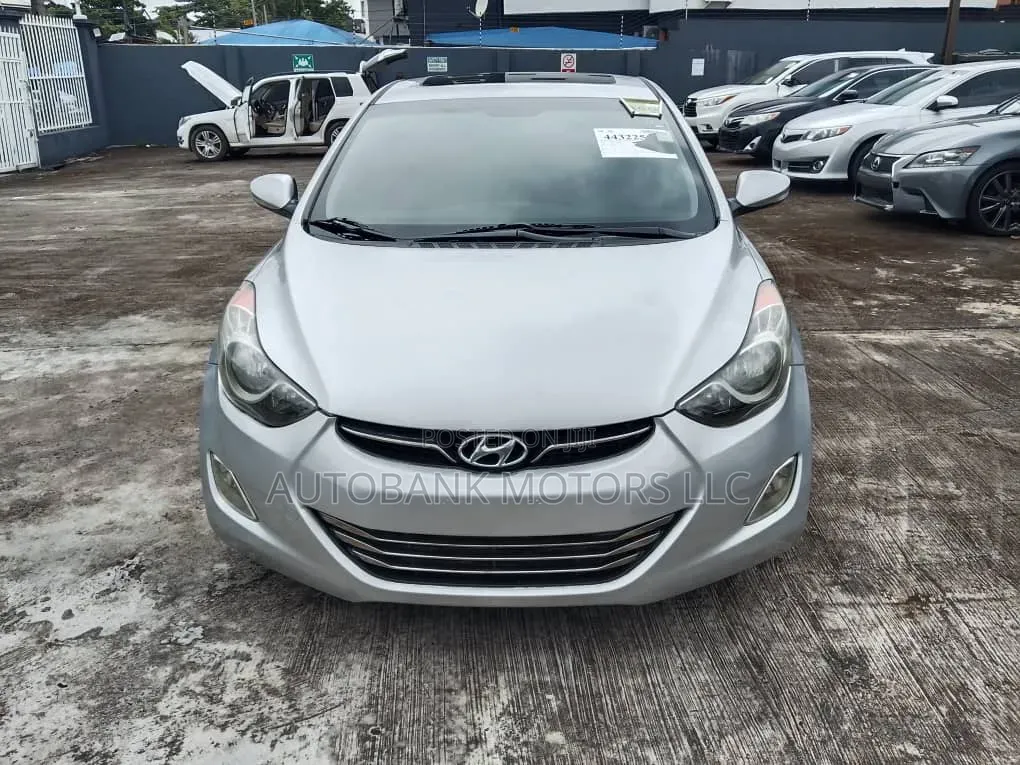 Hyundai Elantra Limited 2012 Silver