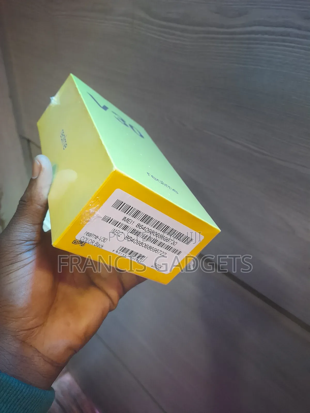 New Realme V30 128 GB