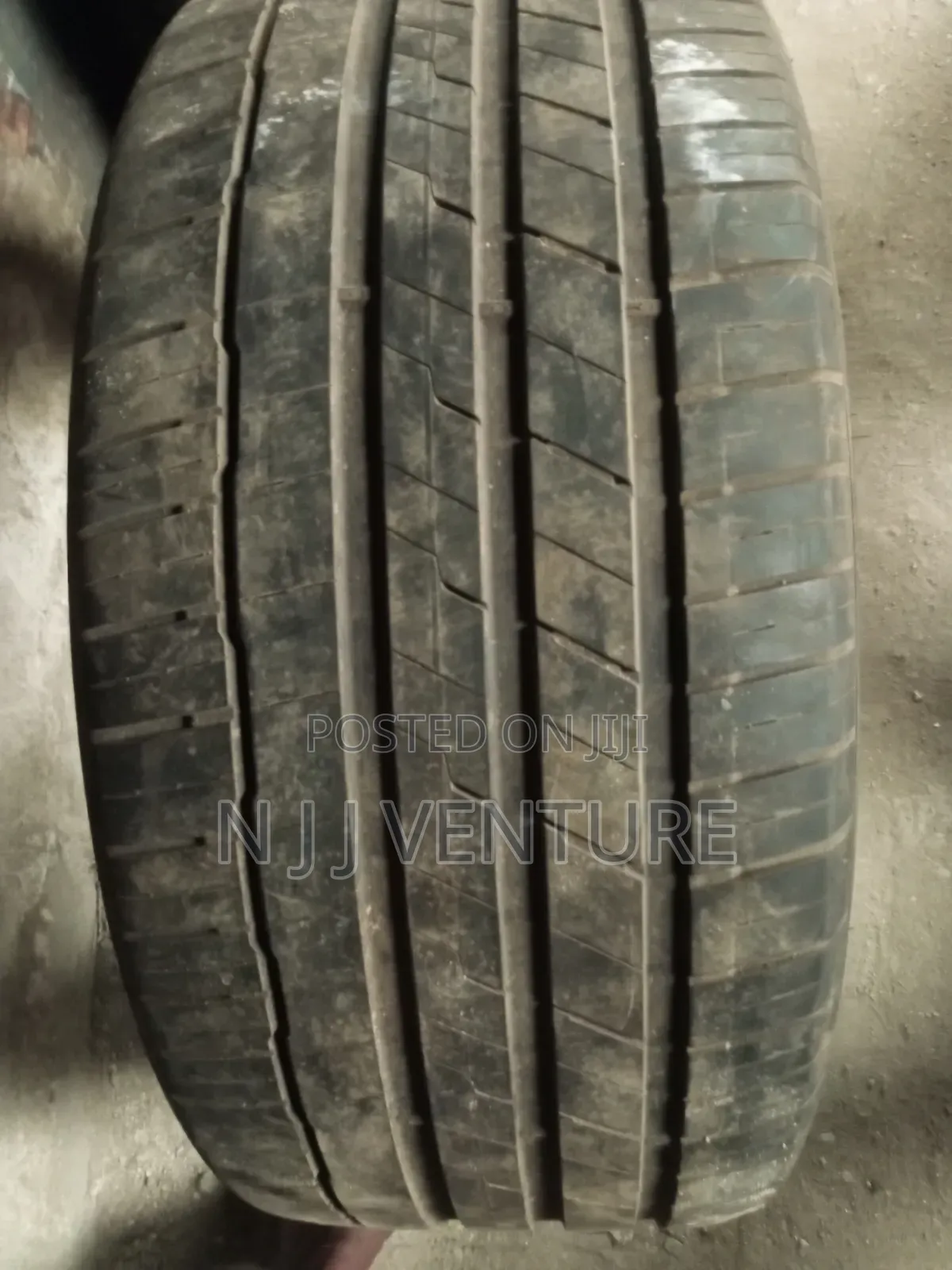 295/40/R22 and 265/30/R22 Toyo Tukunbo