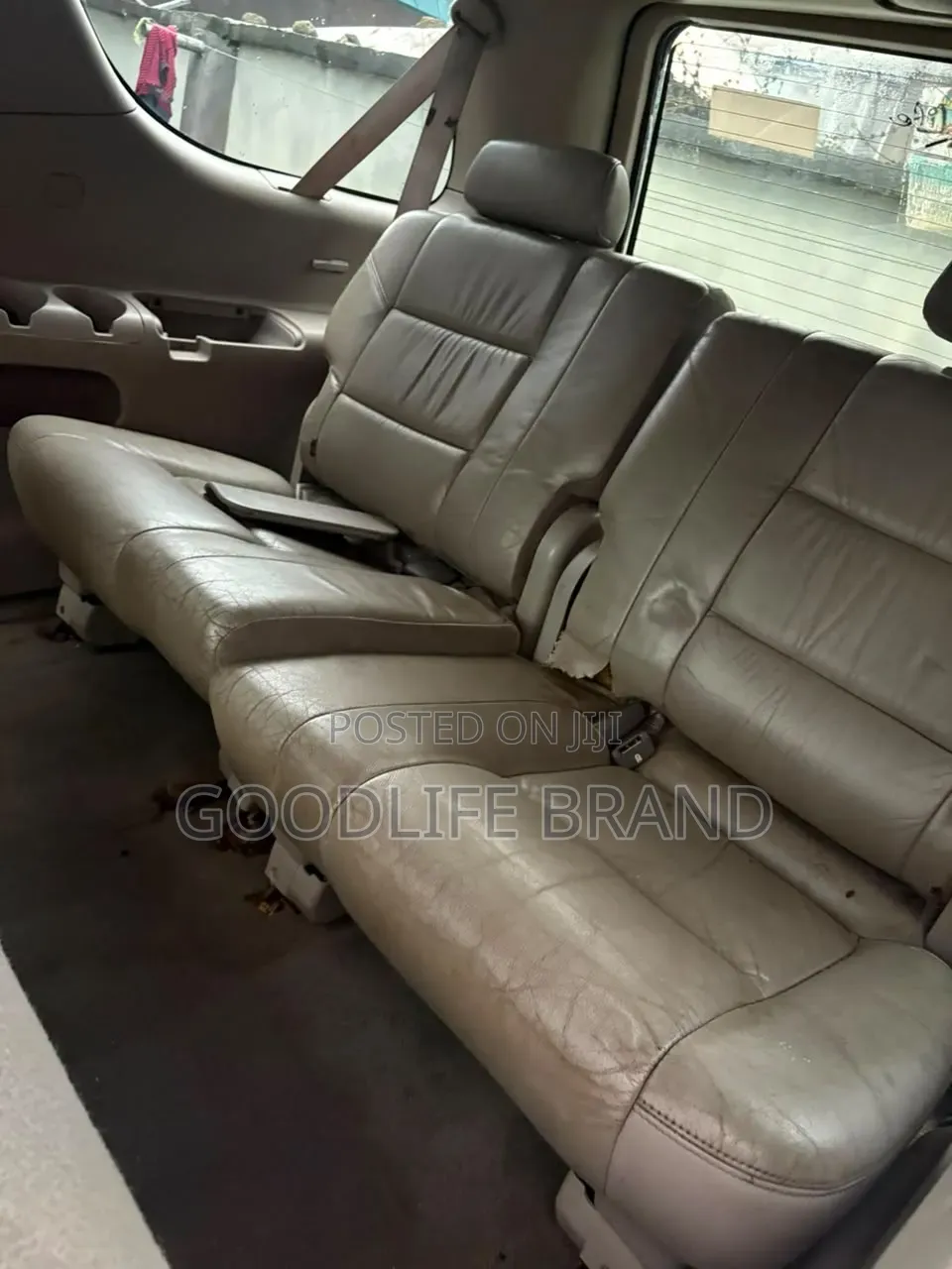 Toyota Sequoia SR5 4dr SUV 4WD (5.7L 8cyl 6A) 2009 Matt Black