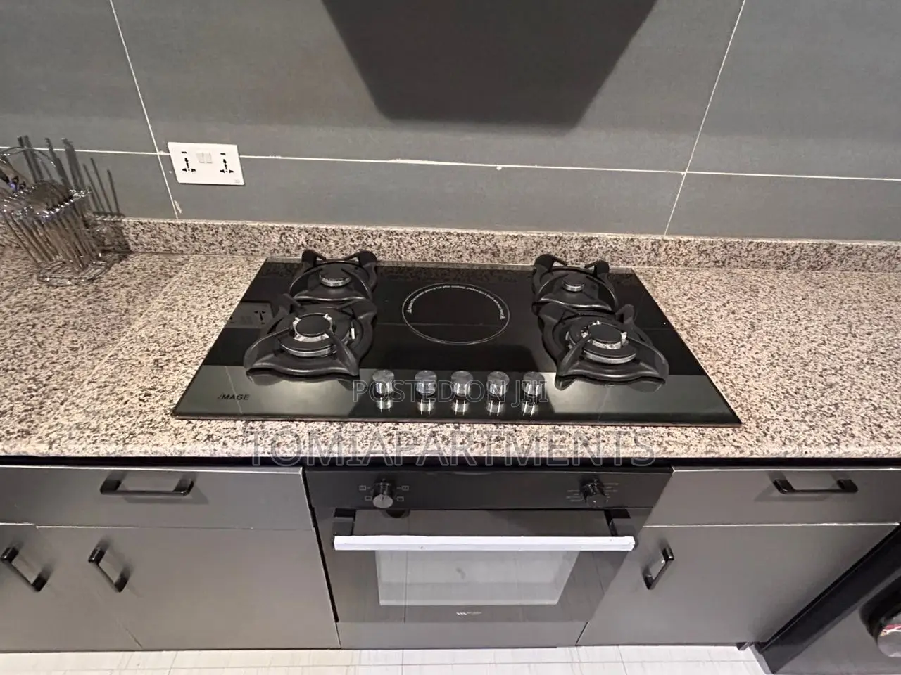 Spacious and Charming 3 Bedroom Shortlet Apartment With Ps5 in Yaba