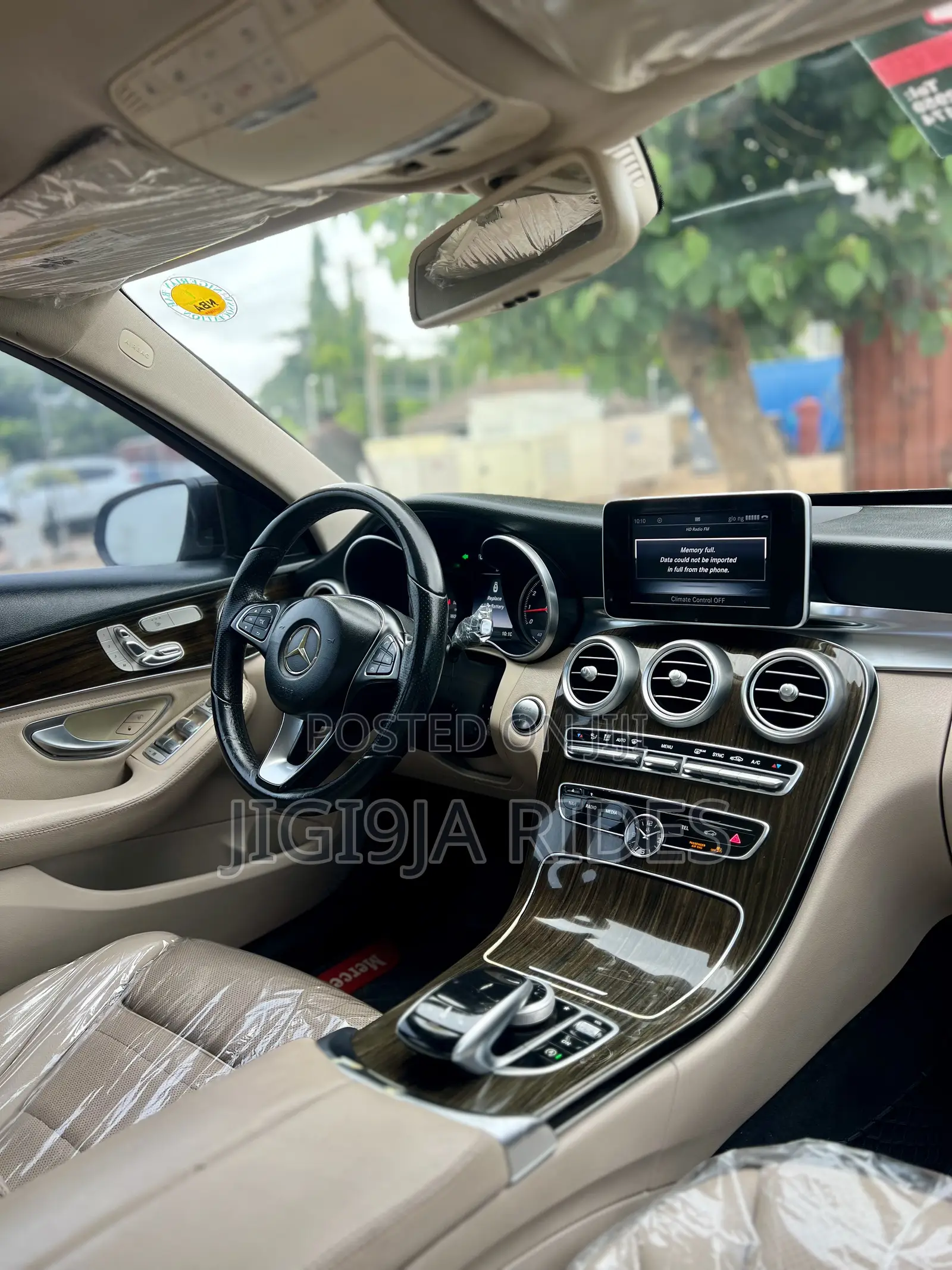 Mercedes-Benz C300 2015 Black