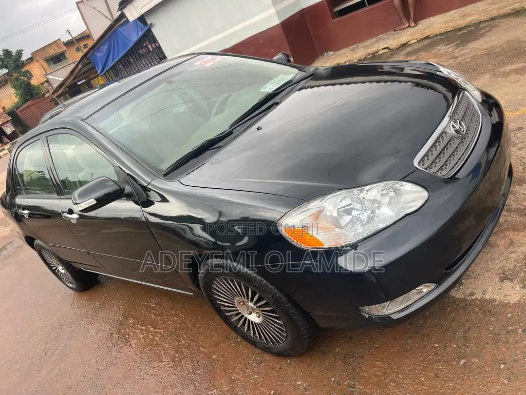 Toyota Corolla 2006 Black