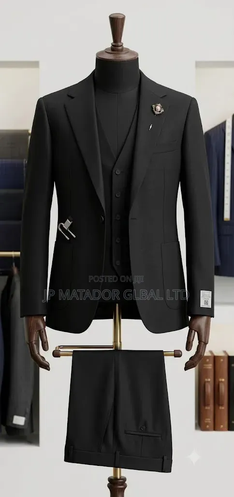 Elegant Men's Three Pieces Suits