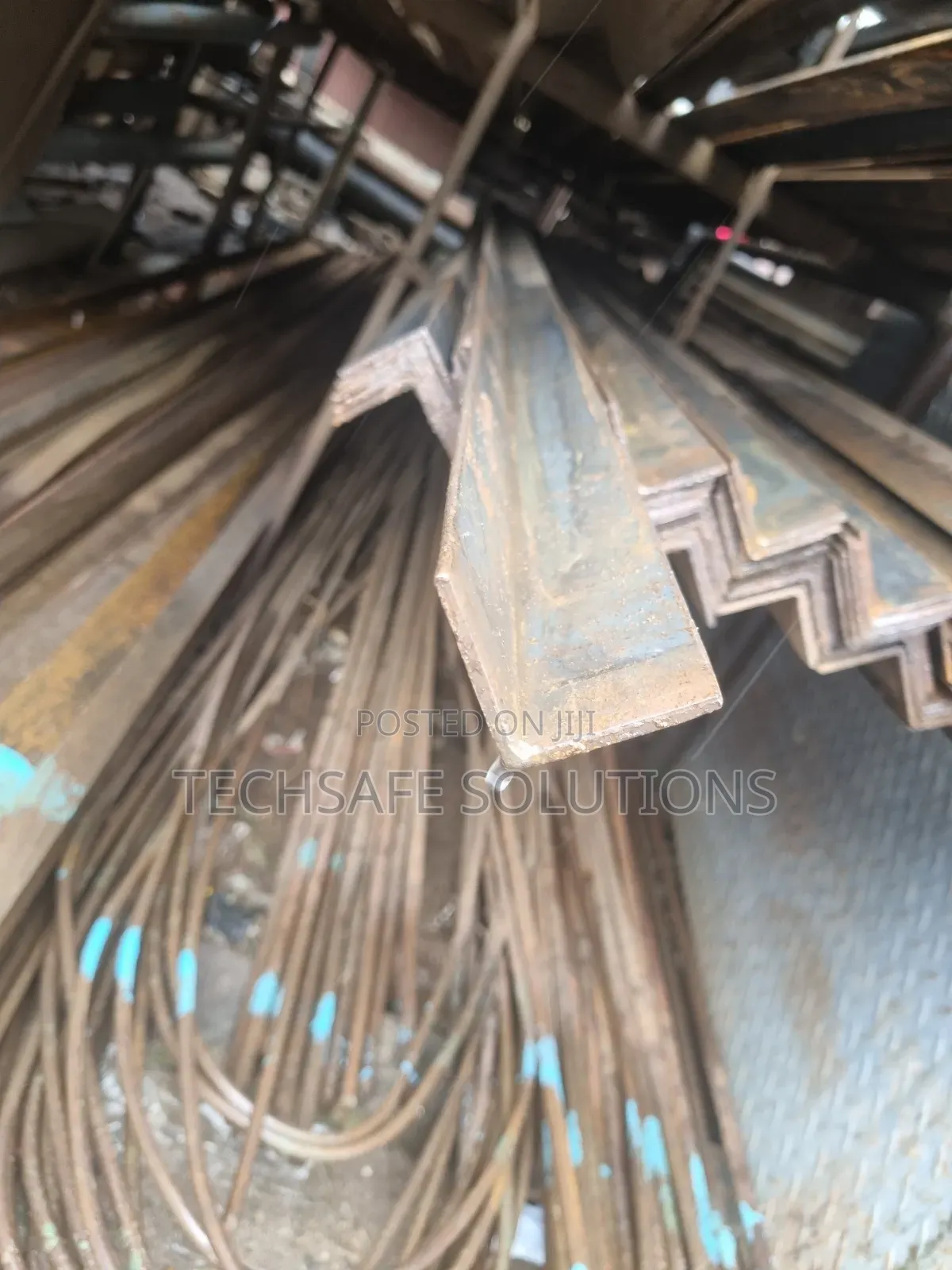 Angle Iron 25 X 25 X3mm by 5.5.5m