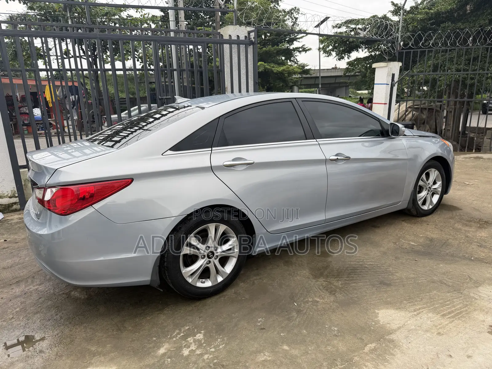 Hyundai Sonata Limited 2.0T Sedan (2.0L 4cyl 6A) 2013 Blue