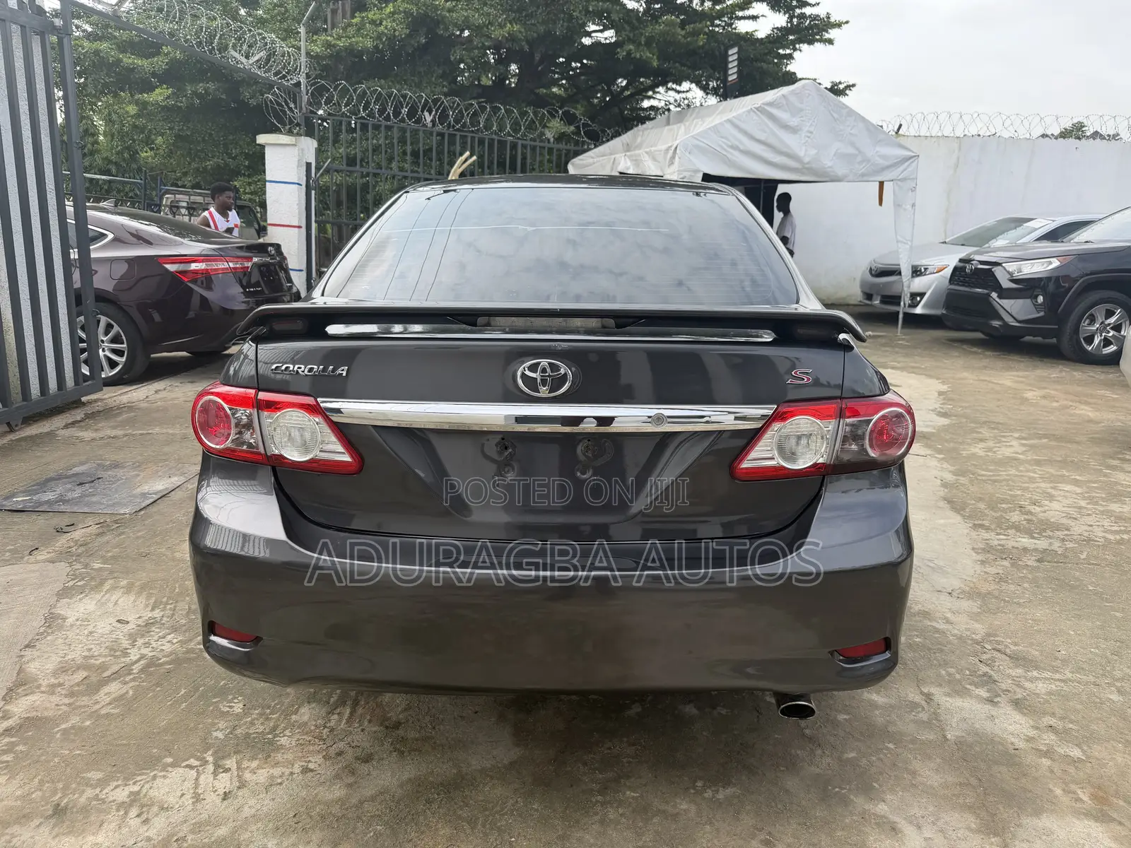 Toyota Corolla S 4dr Sedan (1.8L 4cyl 4A) 2013 Gray