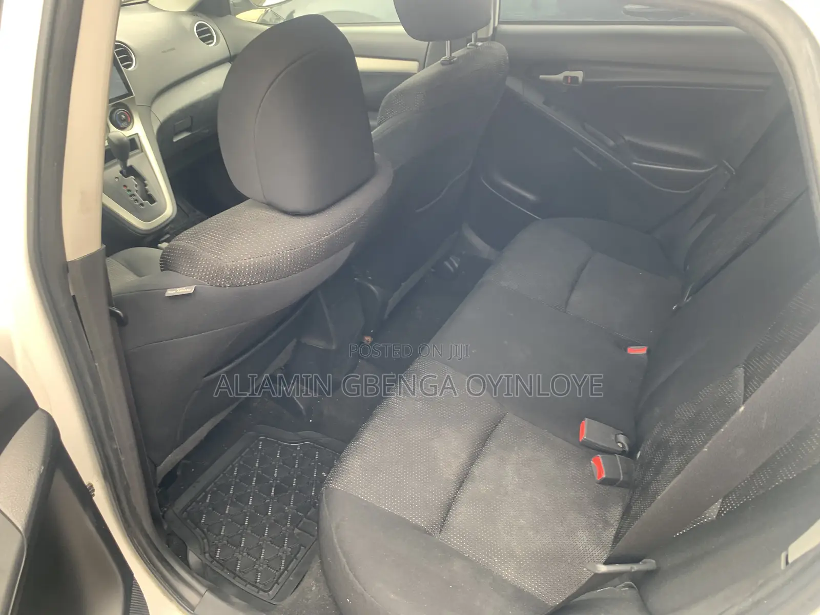 Pontiac Vibe 2008 White