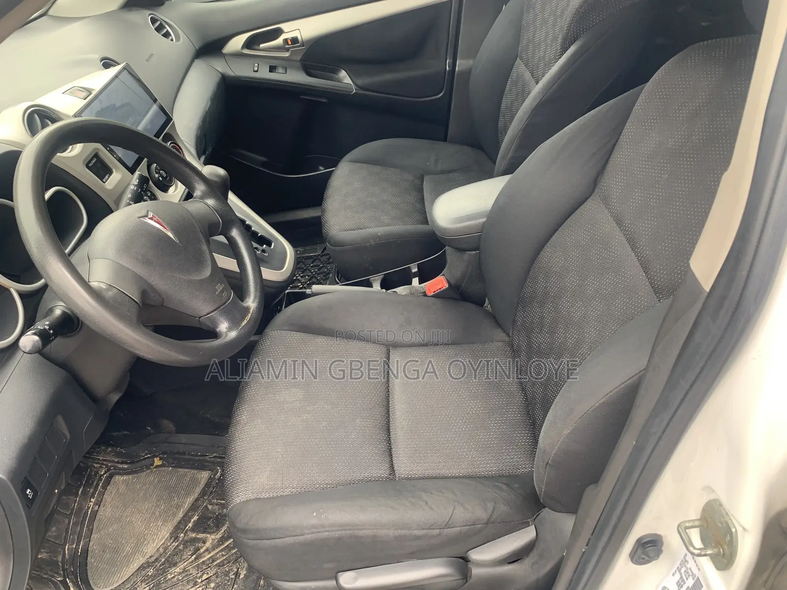 Pontiac Vibe 2008 White