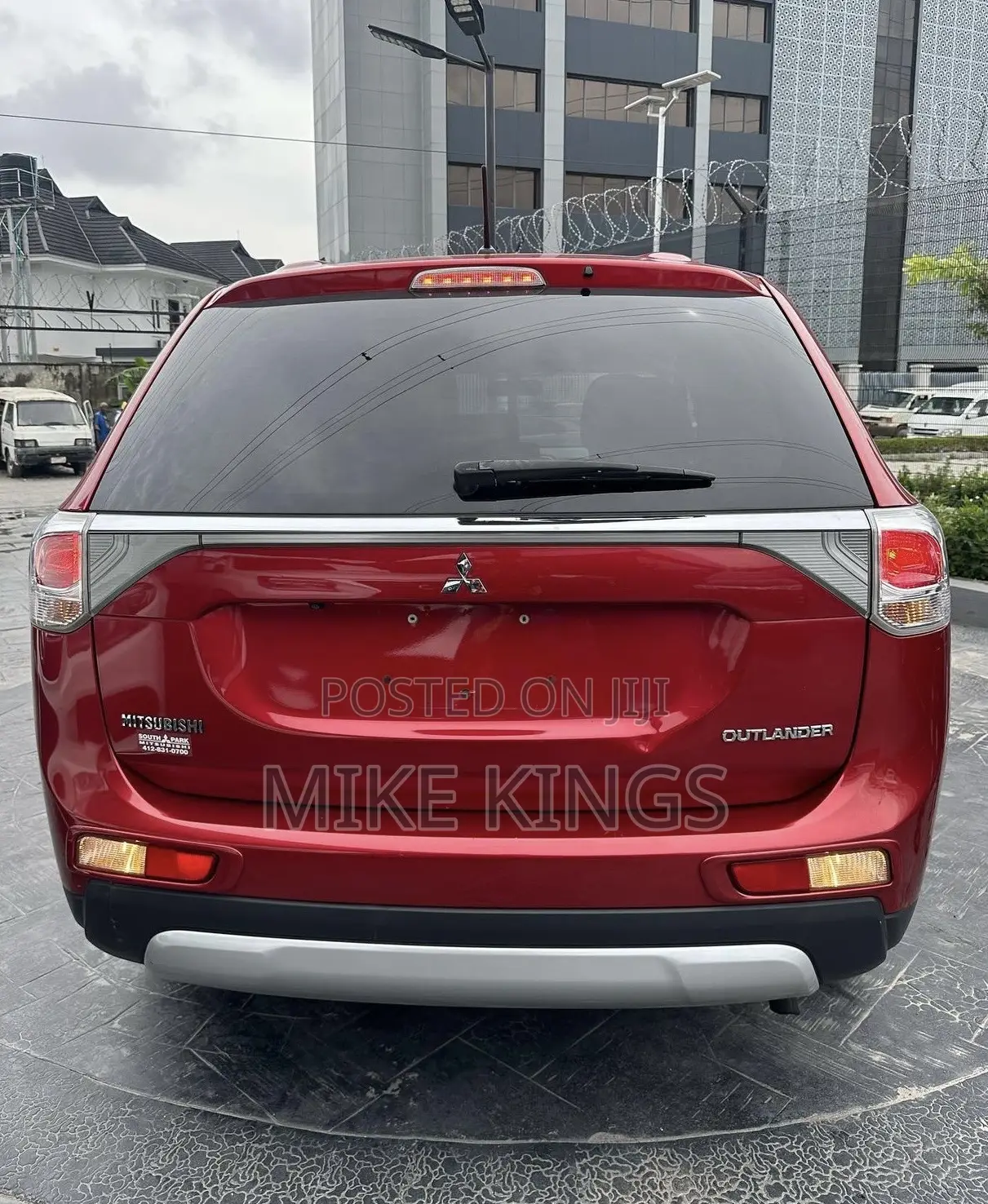 Mitsubishi Outlander SE 4dr SUV (2.4L 4cyl CVT) 2015 Red