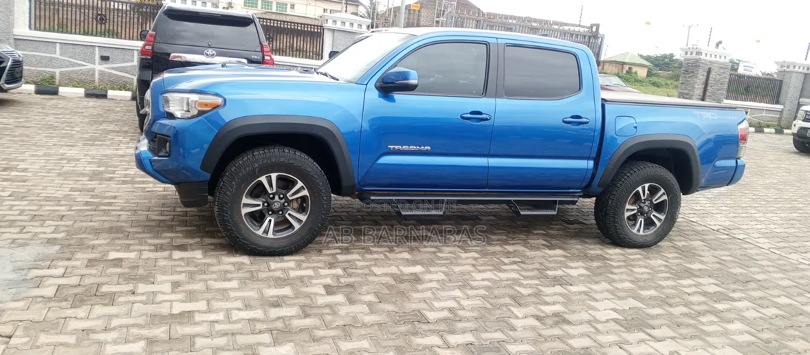 Toyota Tacoma 2023 Blue