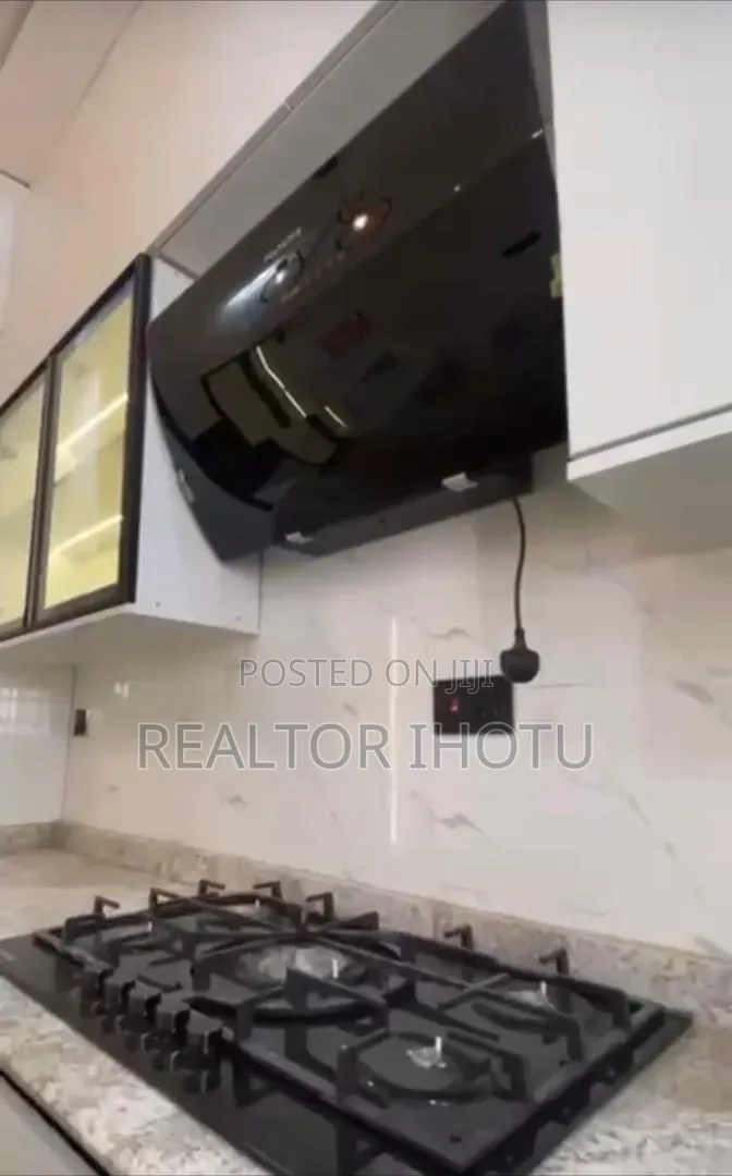 3bdrm Block of Flats in Admiralty Estate for sale