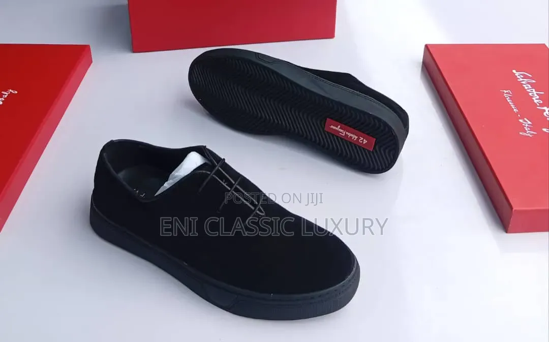 High Demand Luxury Men's Flats Shoes Collection Ferragamo Best Quality