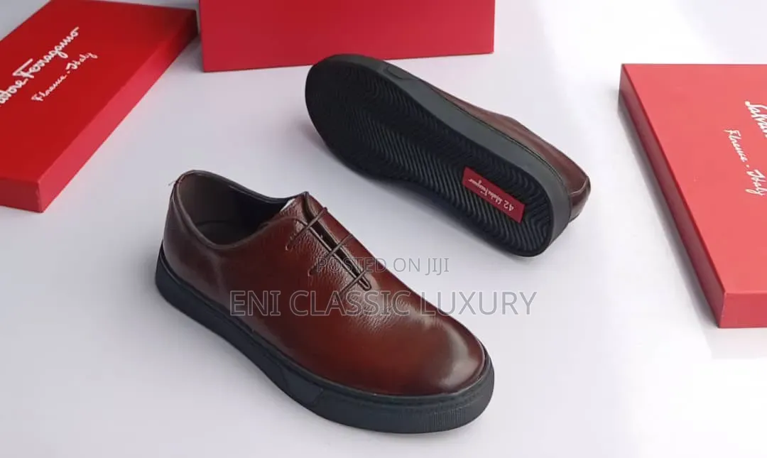 High Demand Luxury Men's Flats Shoes Collection Ferragamo Best Quality