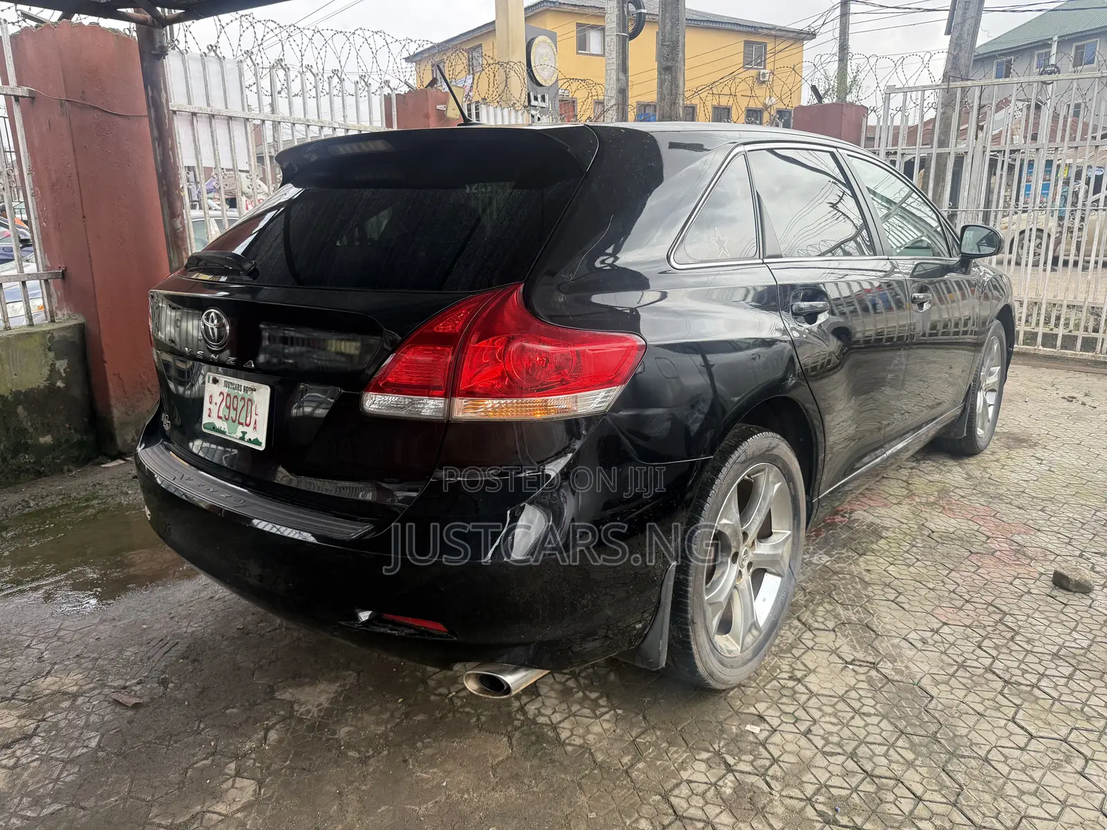 Toyota Venza V6 2011 Black
