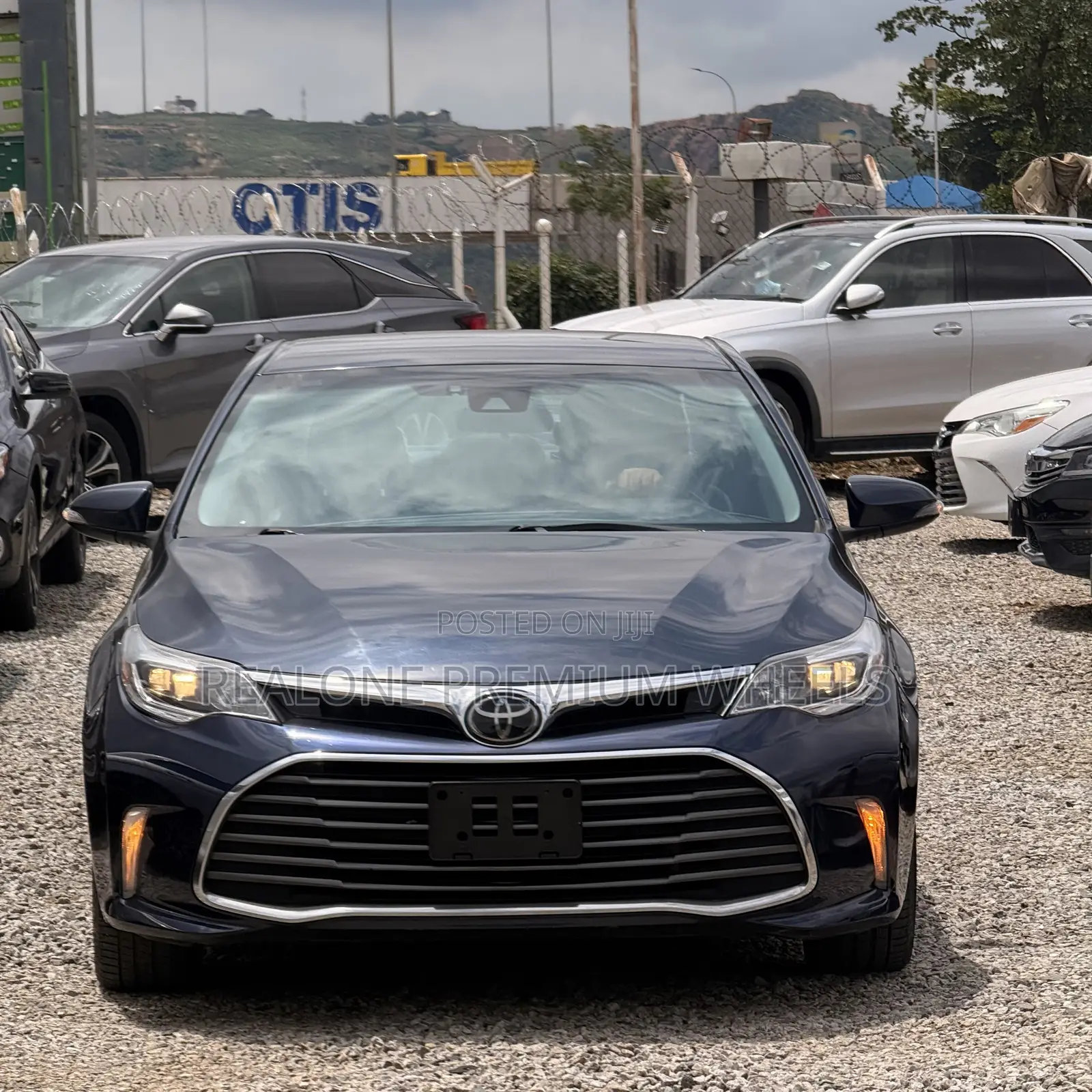 Toyota Avalon XLE Premium (3.5L 6cyl 6A) 2018 Blue