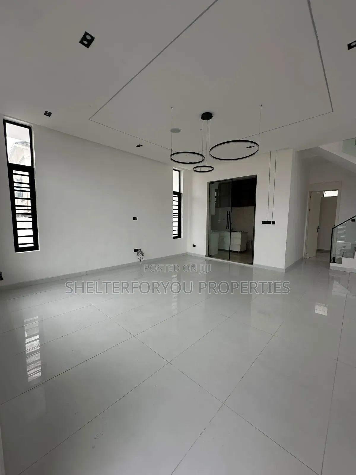 5bdrm Duplex in Sangotedo for sale