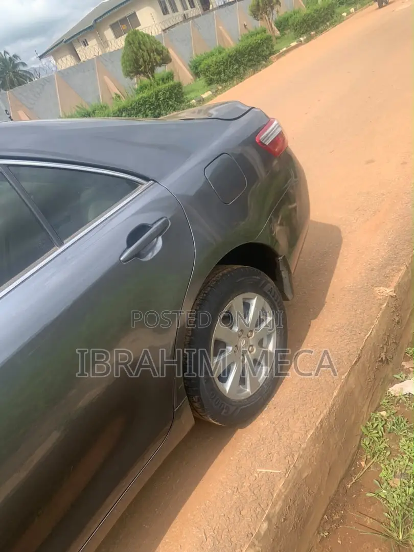 Toyota Camry Hybrid 2008 Gray