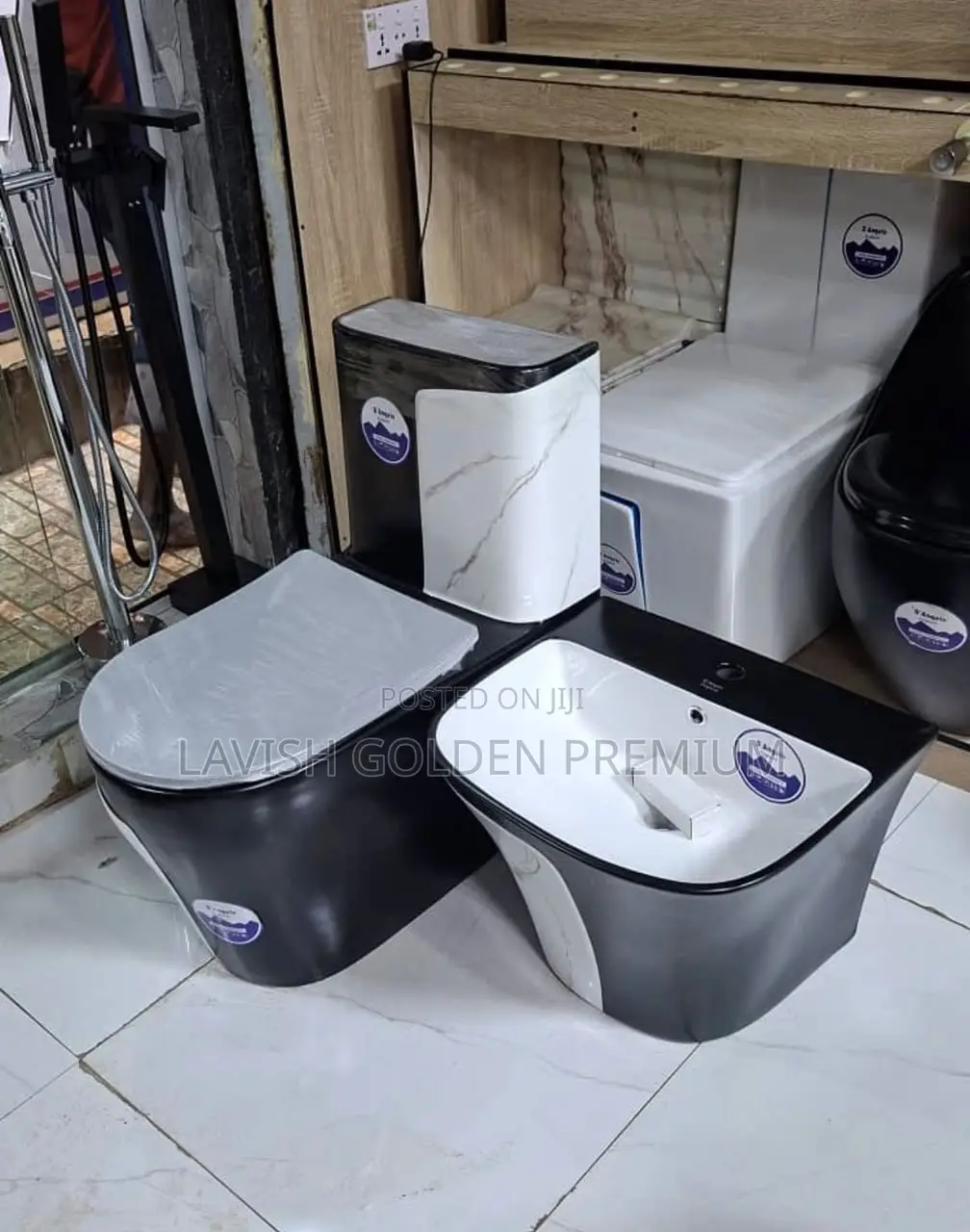 Morden England Water Closet Set