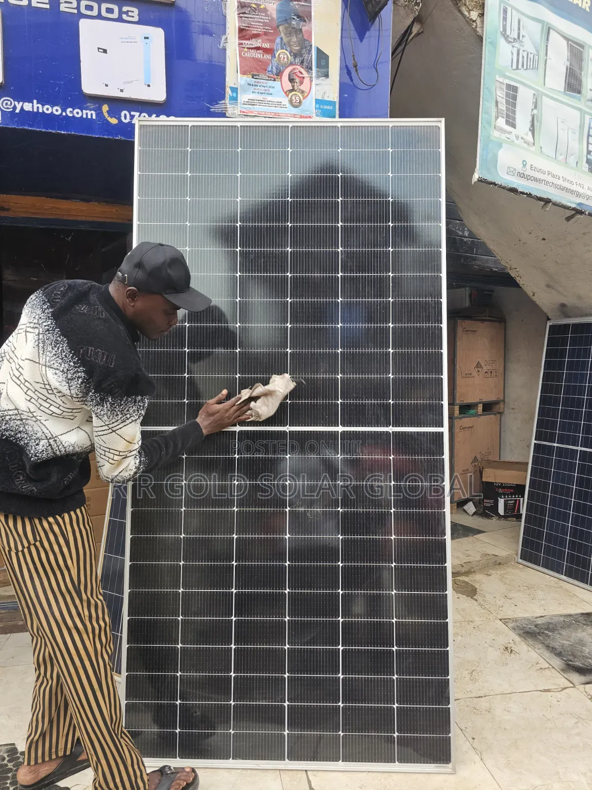 750w Solar Panel