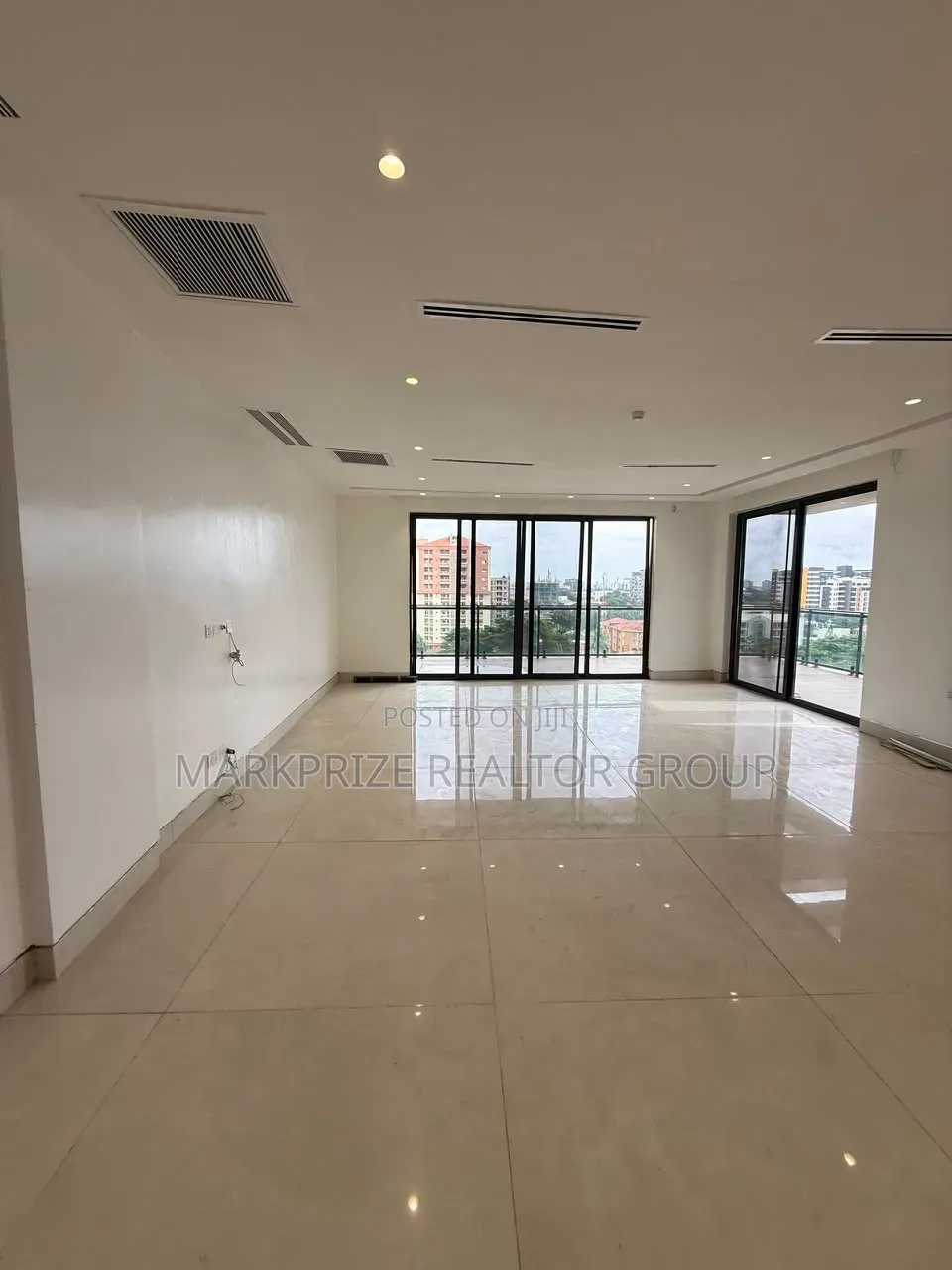 5bdrm Penthouse in Old Ikoyi Lagos for sale