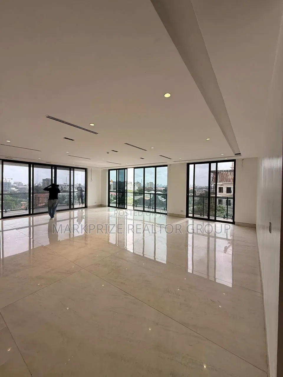 5bdrm Penthouse in Old Ikoyi Lagos for sale