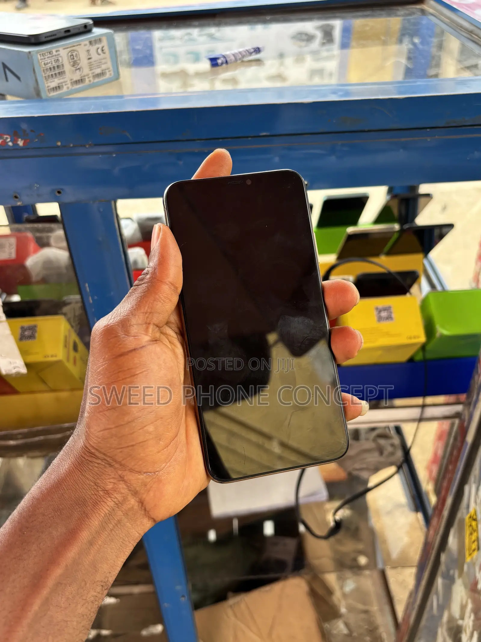 Apple iPhone 11 Pro Max 64 GB Gold