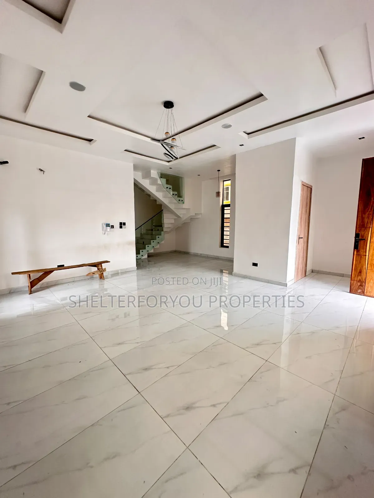 5bdrm Duplex in Sangotedo for sale
