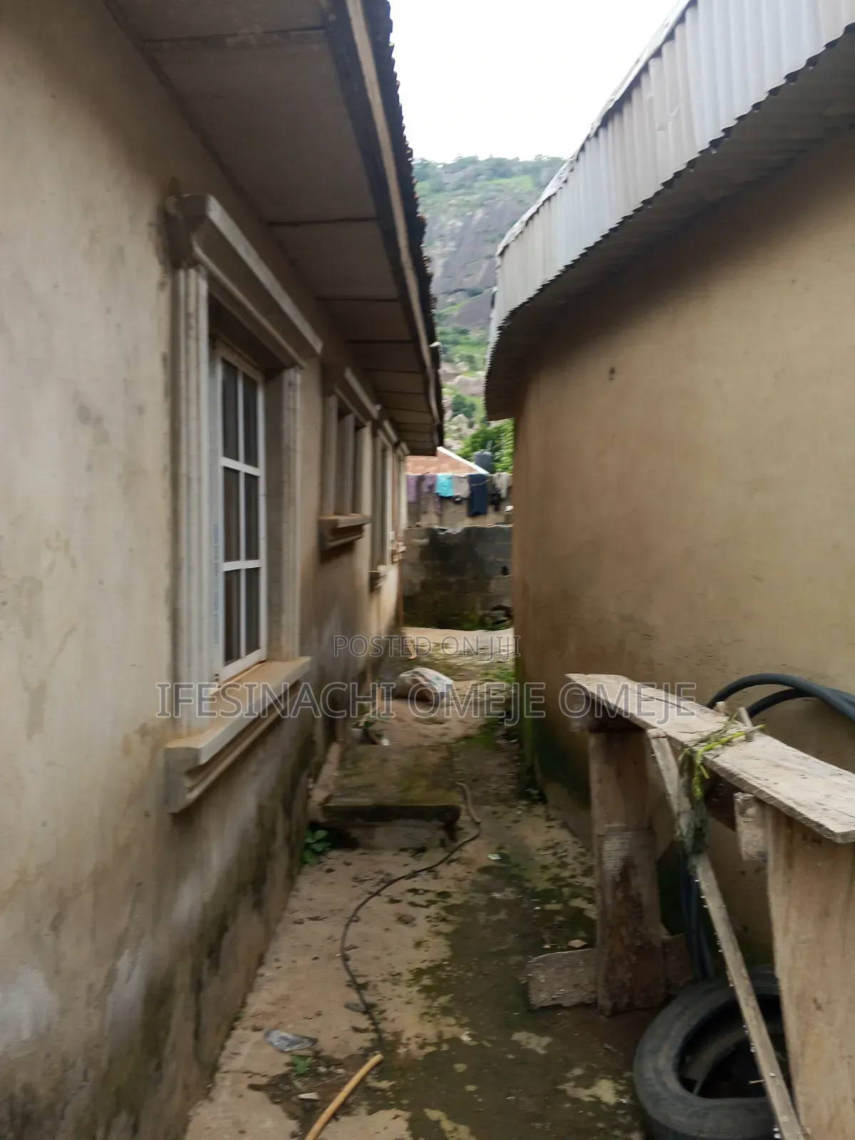 Furnished 1bdrm Block of Flats in Resident, Kubwa for sale