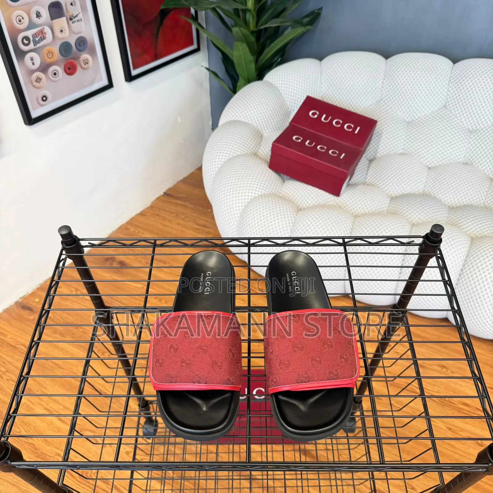 Original Gucci Plaster Print Slides