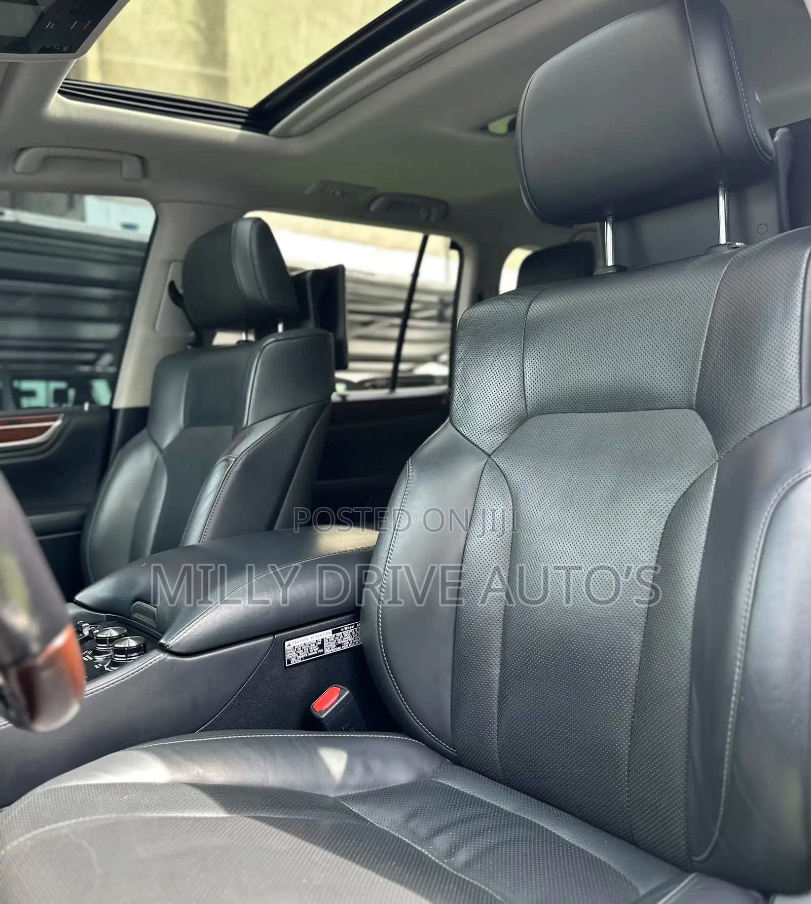 Lexus LX 570 AWD 2019 Gray