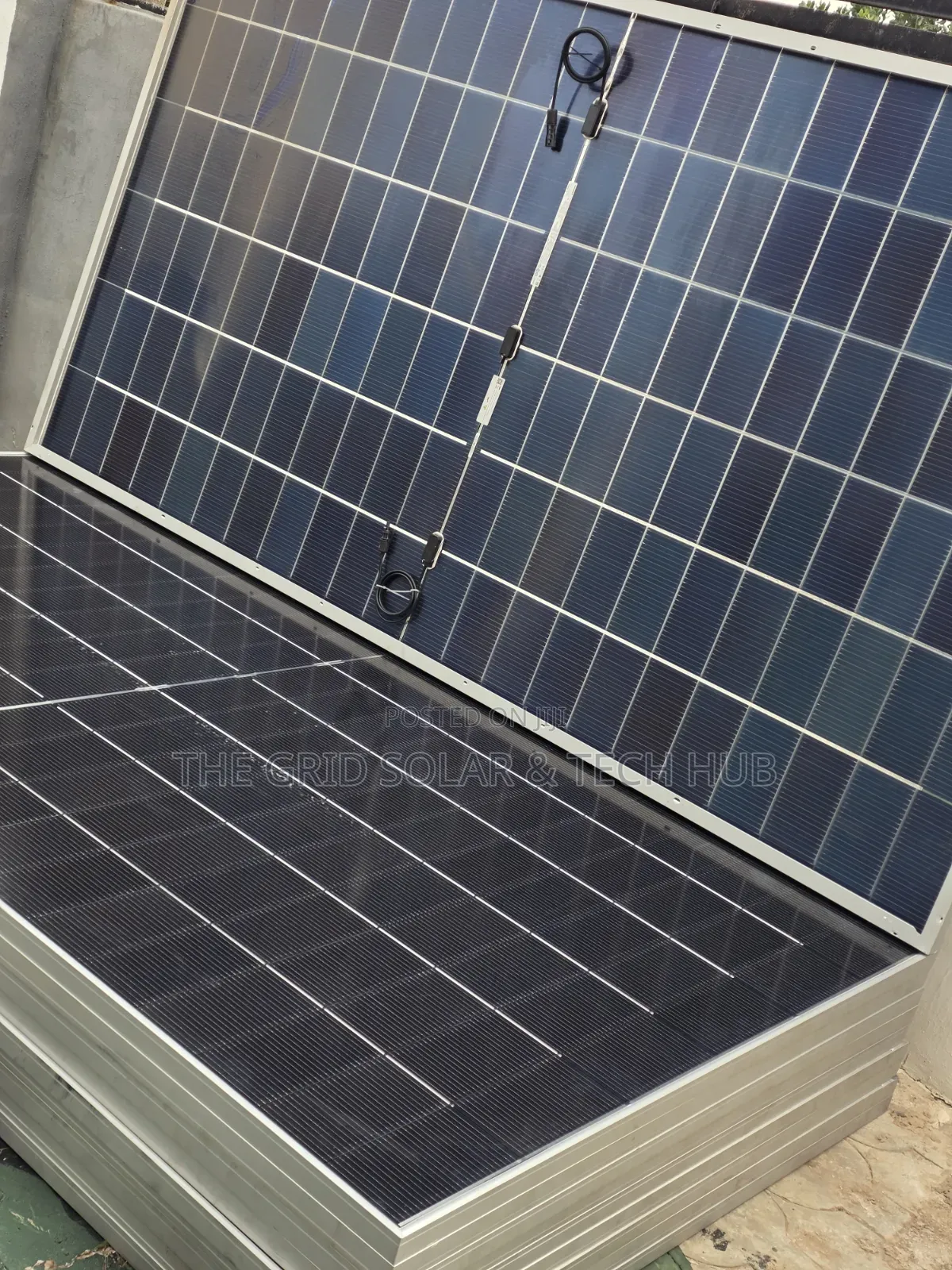 100% Original 725W Jinko Solar Panel (N-Type, Class A)