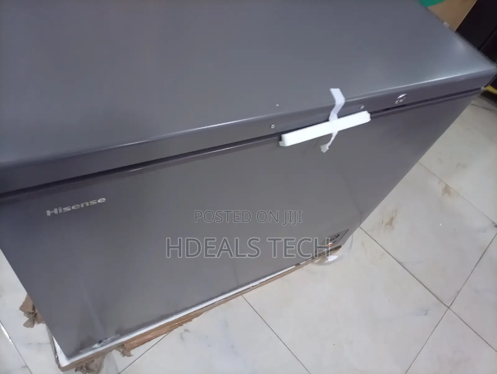 Hisense FC340SH 250 Litres Deep Freezer With Durable Exterior