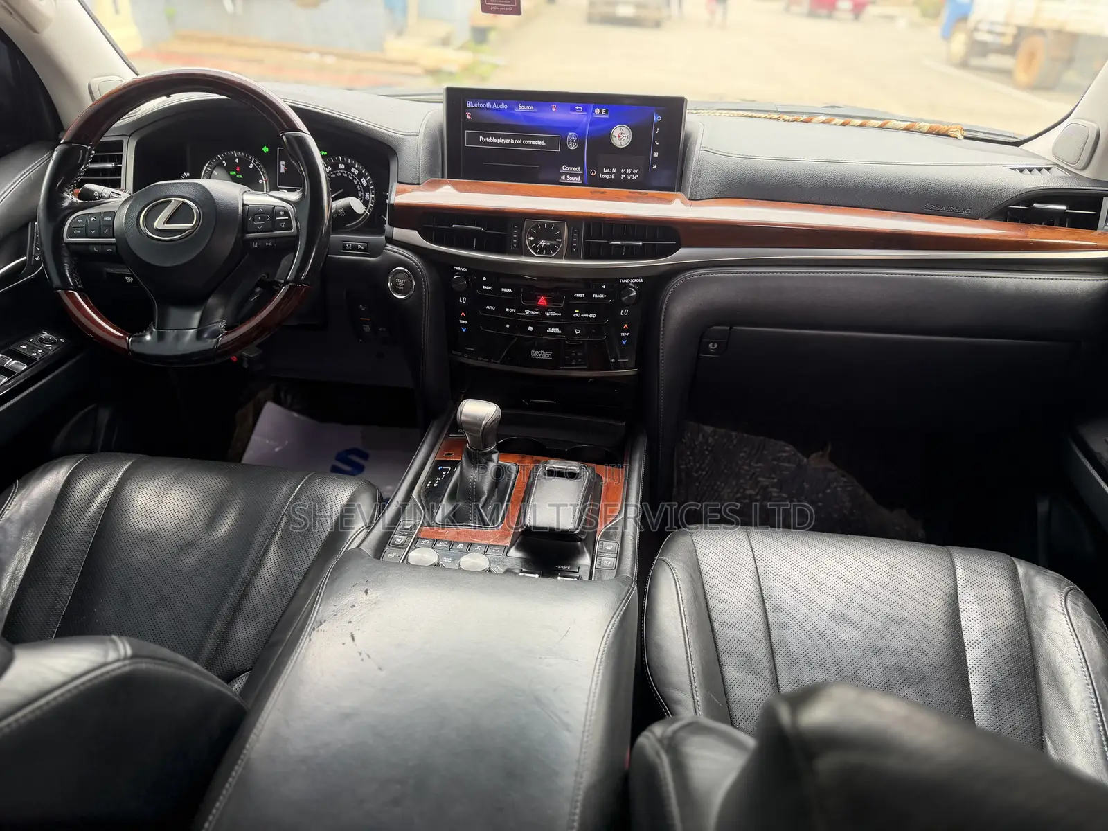 Lexus LX 570 AWD 2016 Black