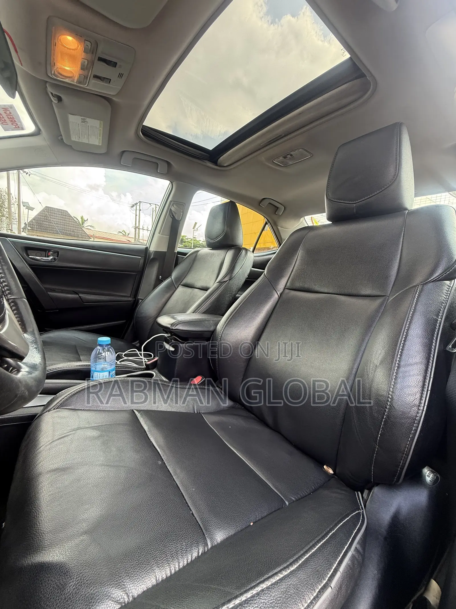 Toyota Corolla S 4dr Sedan (1.8L 4cyl CVT) 2015 Silver