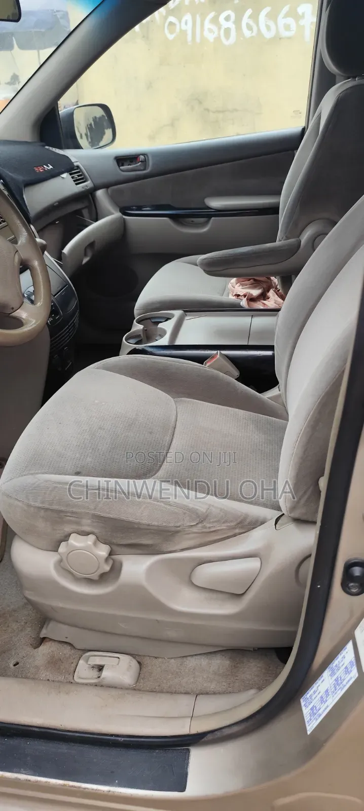 Toyota Sienna 2005 Gold