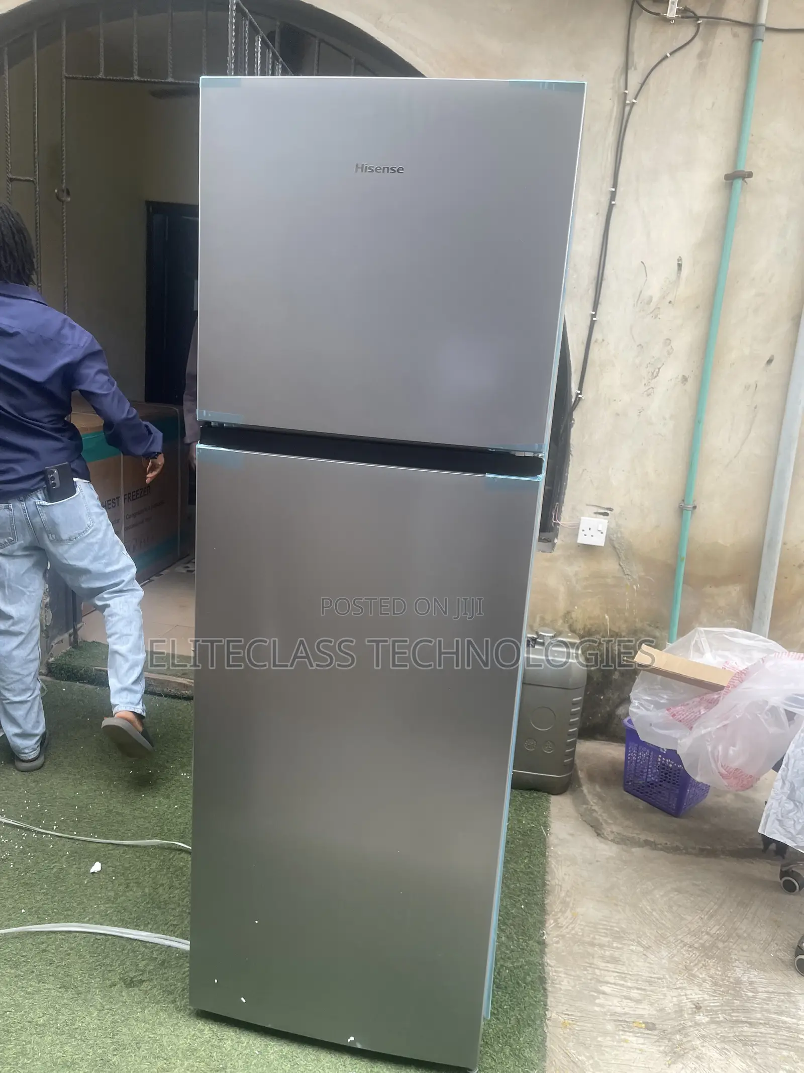 Hisense 306L Refrigerator Model 306DR